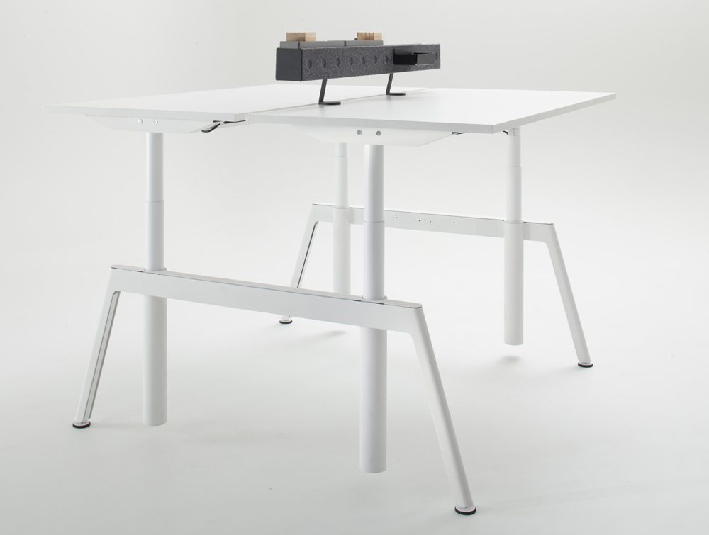 Balma Plus Hightop Meeting Table With Cylinder Base